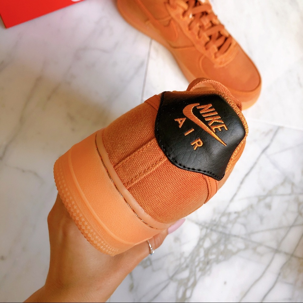 Nike air force 1 LV8 - Picture 6 of 8